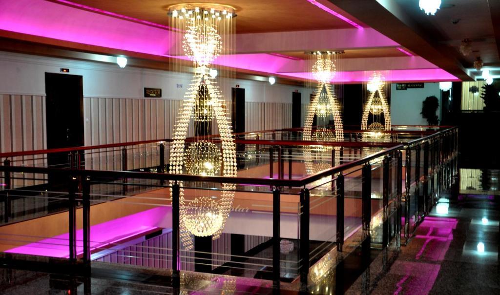 Hotel New Star Skopje Exteriör bild